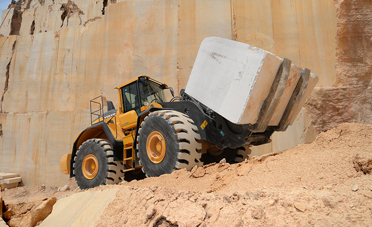 H SERİSİ LASTİKLİ YÜKLEYİCİ DAHA AKILLI, DAHA GÜÇLÜ, DAHA HIZLI