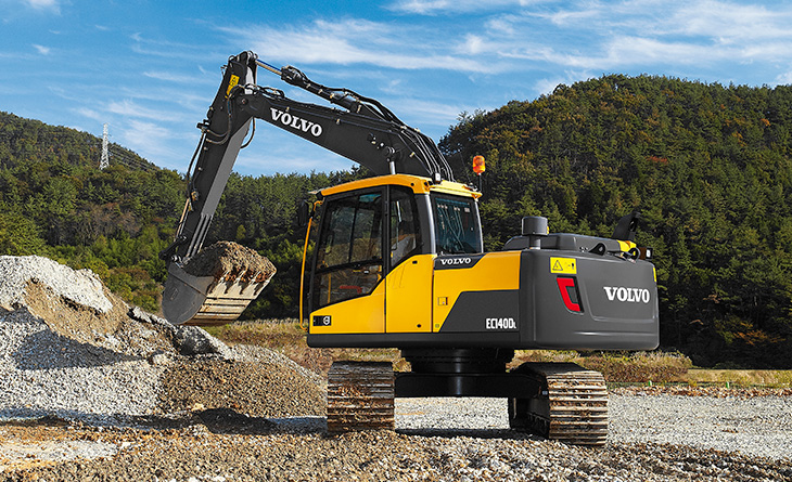 EC140D PALETLİ EKSKAVATÖR