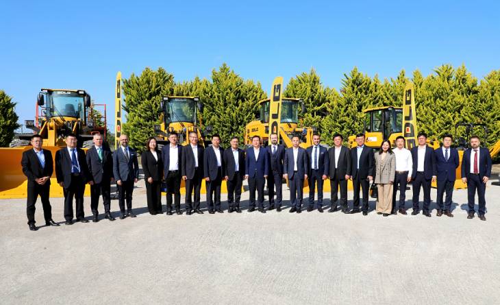 SDLG Üst Yönetimi ve Linyi Belediyesi'nden Ascendum Makina’ya Stratejik Ziyaret